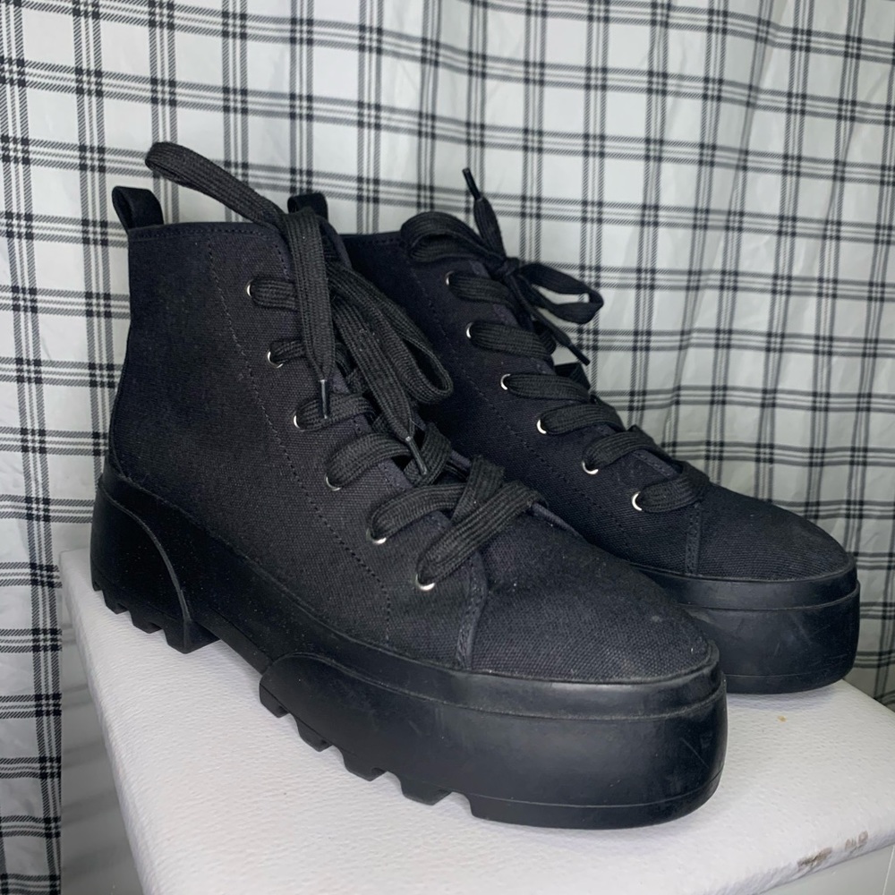 H&M Black platform high tops size 9.5